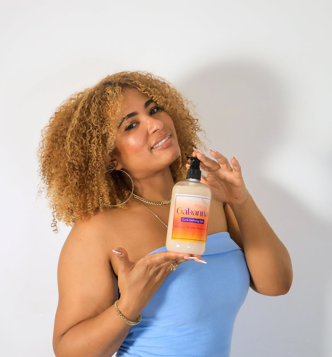 How to Achieve All-Day Frizz-Free Defined Curls